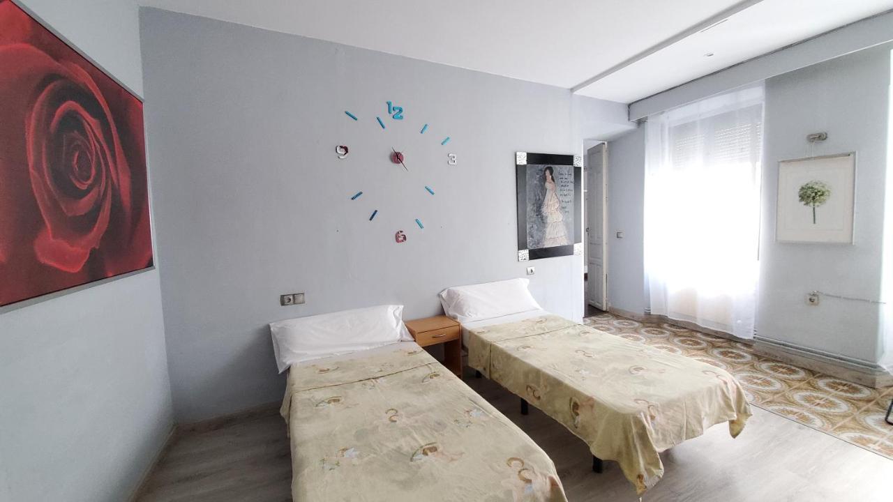 Hostal Martes Caceres Plaza Mayor - Tercer Piso Sin Ascensor Kültér fotó