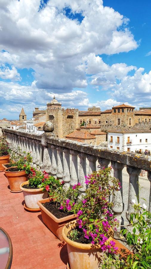 Hostal Martes Caceres Plaza Mayor - Tercer Piso Sin Ascensor Kültér fotó